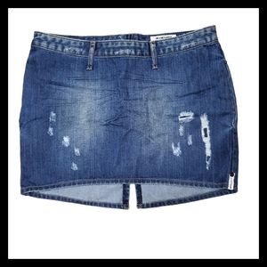 🆕️ ❣️Brand New One Teaspoon Mini Free Love Mini Skirt